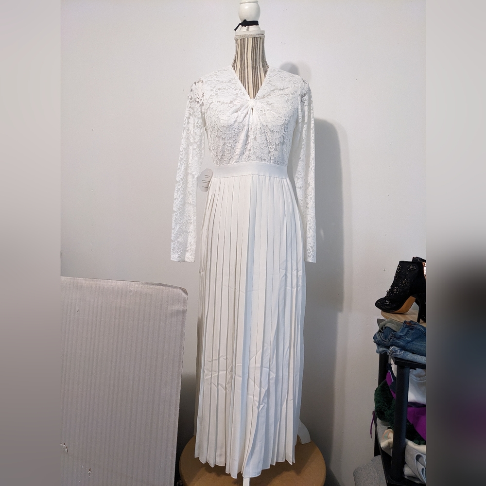 Little Mistress pleated lace maxi dress nwt